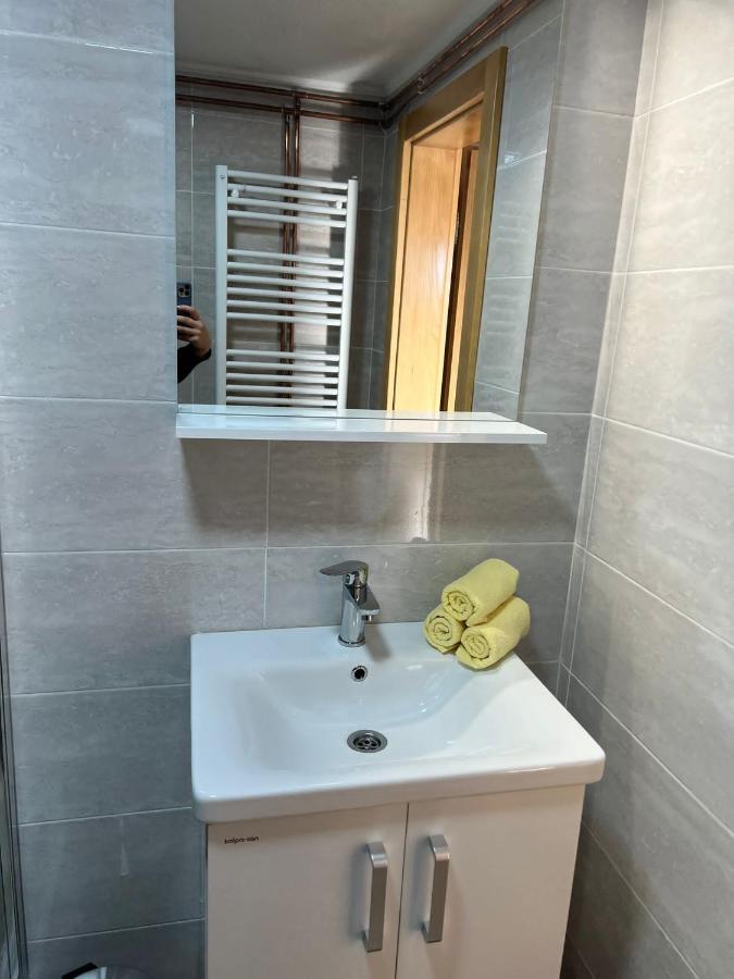 Apartmani Albatros Perusic المظهر الخارجي الصورة